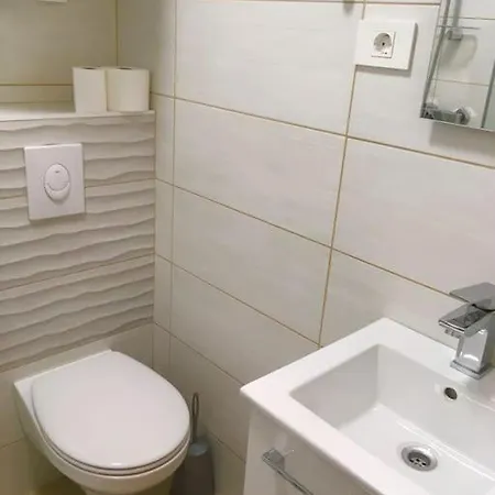아파트 Cosy Paul With Great Location *