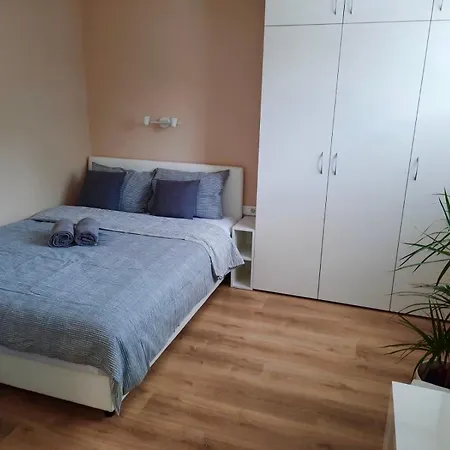 아파트 Cosy Paul With Great Location